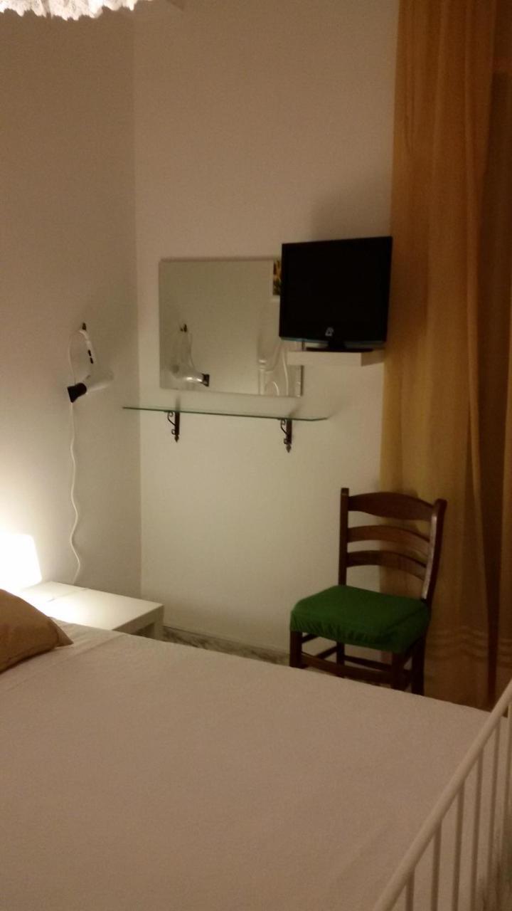 B&B Metropolitan Taranto Exteriör bild