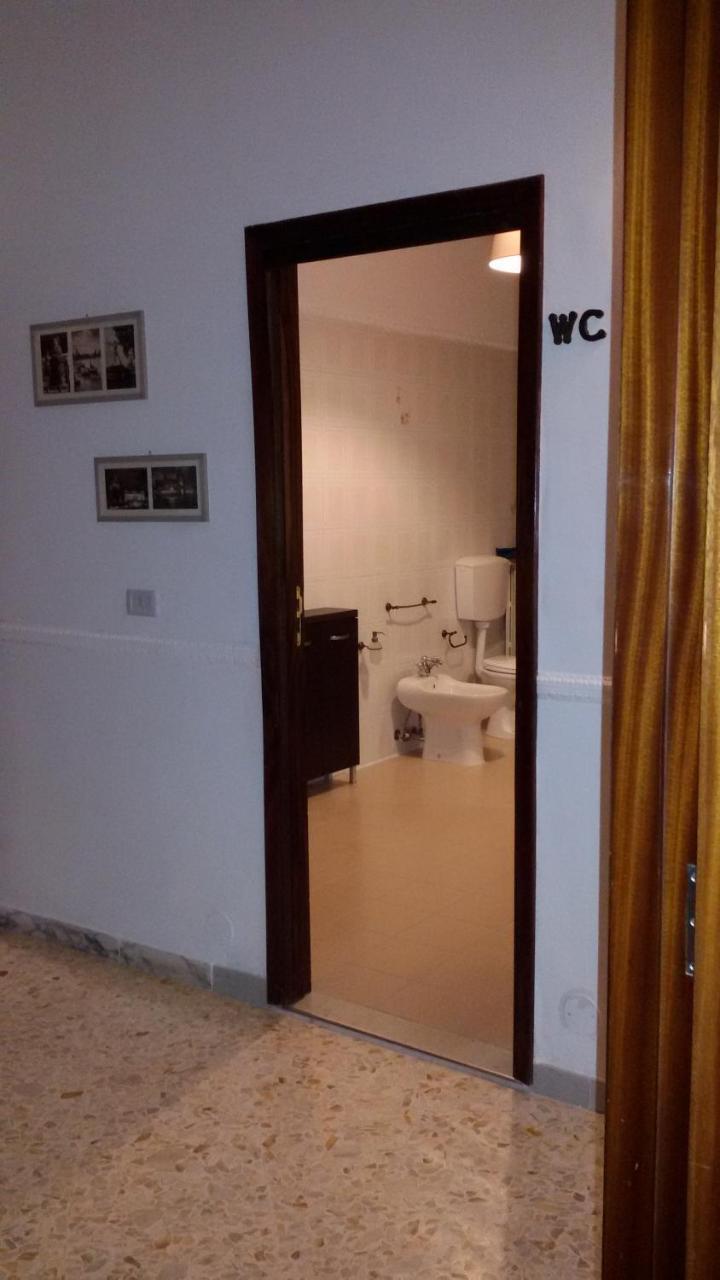 B&B Metropolitan Taranto Exteriör bild